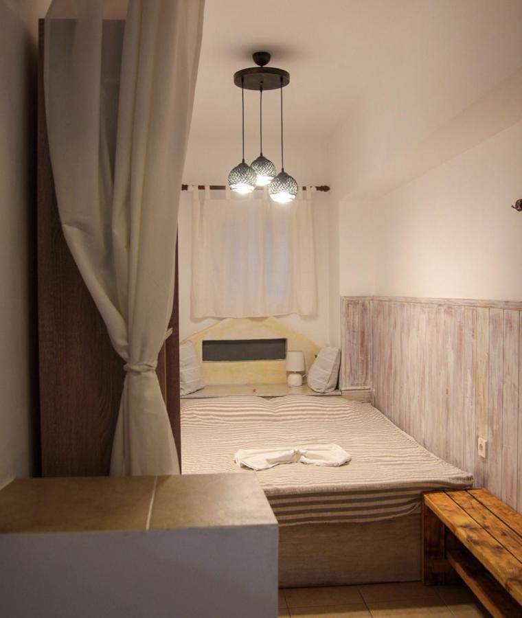 Christos Studios And Family Apartments Stegna Kültér fotó